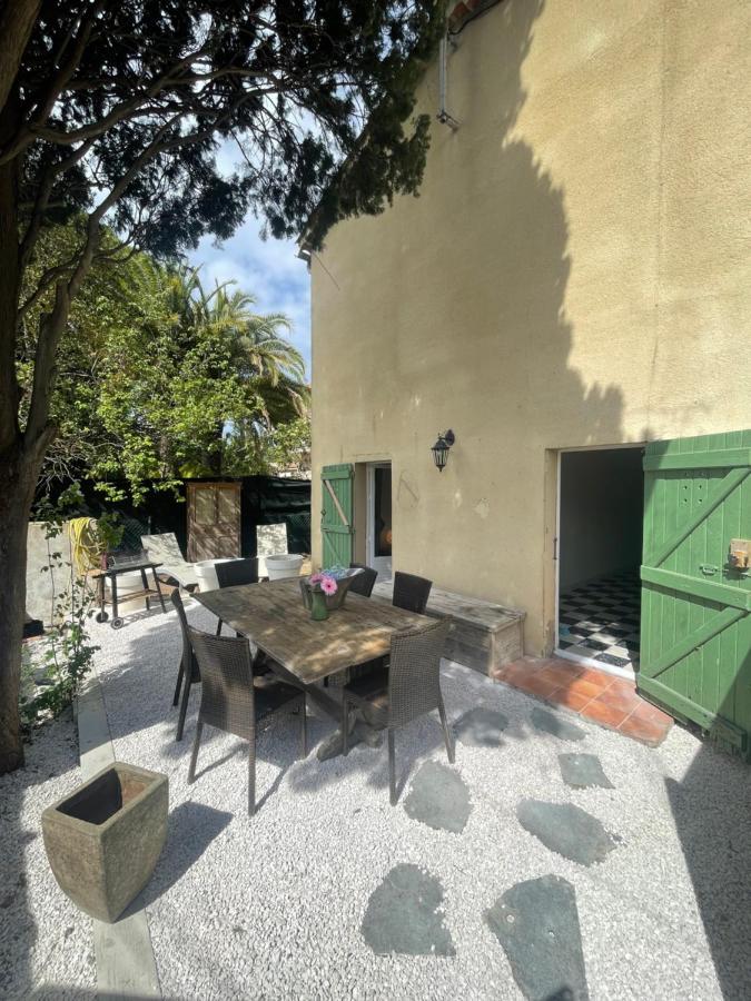 Appartement Plein Centre Avec Jardin 圣特罗佩 外观 照片